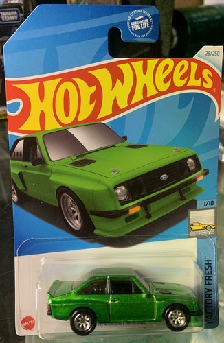 ミニカー Hotwheels STH Ford RS200 Hot Wheels HVR60 Fast and Furious - Ford RS200 Mini Car From