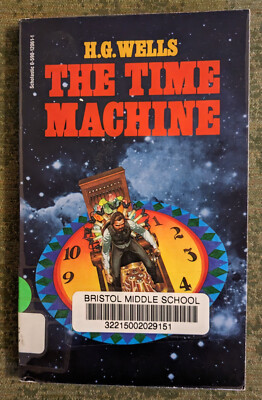 The Time Machine by H.G. Wells - vintage paperback sci-fi book - 1978 edition