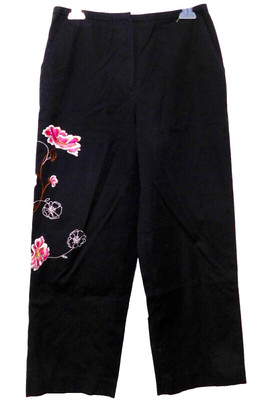 Vintage Casual Corner Embroidered Capri Pants Womens 8 Cotton Black Floral Boho