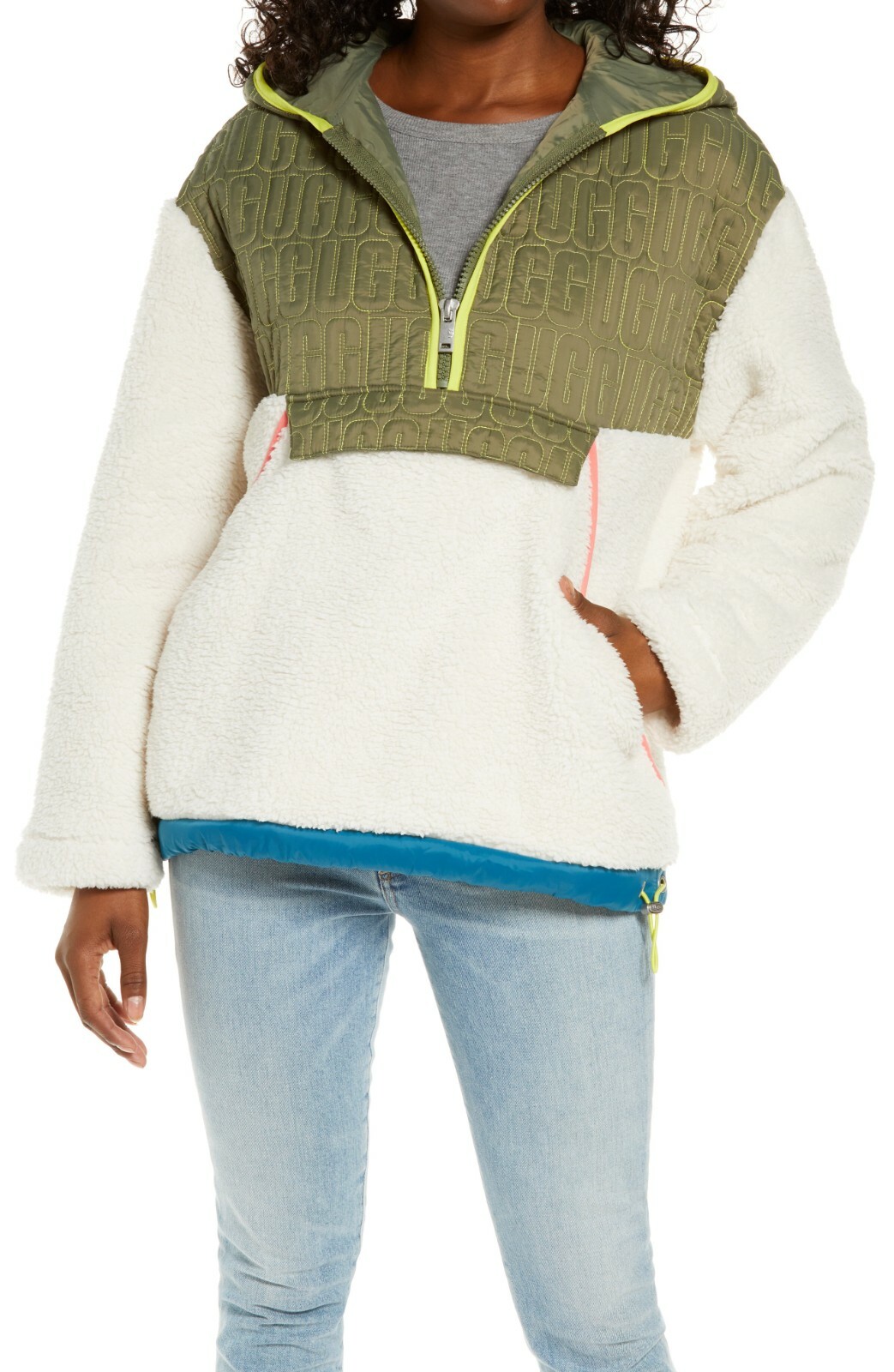 UGG パーカー　sizeＬ UGG (アグ) 裏ボア フルジップ フリースパーカー Evren Bonded