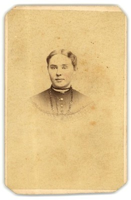 Antique Cdv Circa 1860s Crane Gorgeous Lady With Choker In Dark Philadelphia Pa
