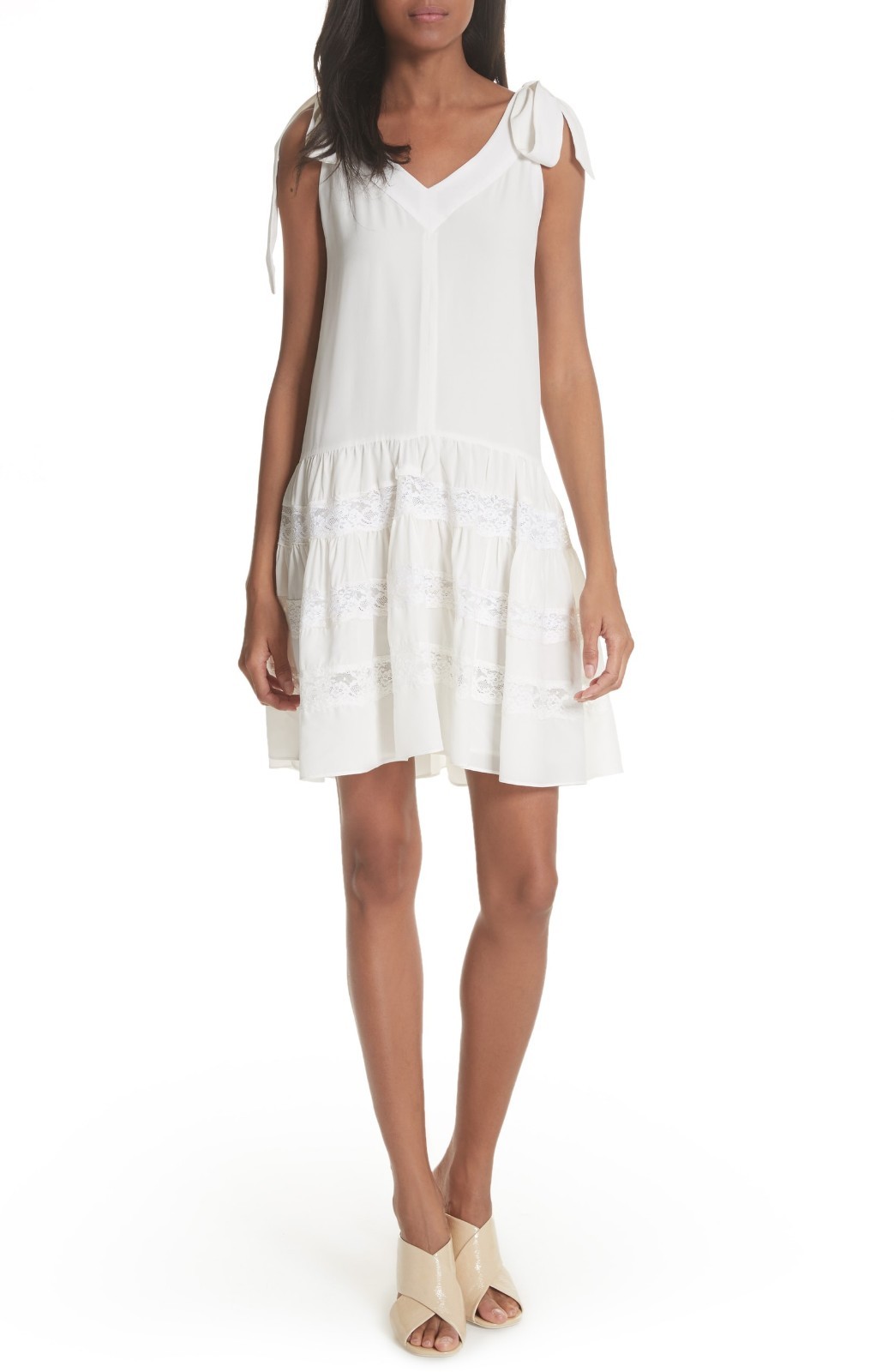 REBECCA TAYLOR Белоснежное платье из шелка и кружева с галстуком-бабочкой на плечах и расклешенным v-образным вырезом 10