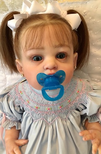 Reborn Mae Louise - Alicia Toner!  Blue Glass Eyes!  Long Micro-Rooted Hair!????