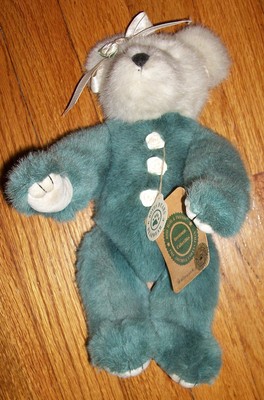 VINTAGE BOYDS  BEARS GUINEVERE & GWENNORE JOINTED chairs NOT included VALENTINE