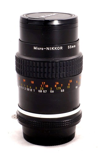 Contax 100mm F2.8 AEJ T* Makro-Planar Manual Focus Close Up Contax 100mm F2.8 AEJ T* Makro-Planar Manual Focus Close Up