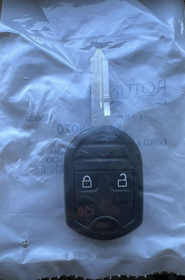 FORD OEM REMOTE HEAD KEY FOB 164-R8070 FCC: CWTWB1U793 40-BIT NEW!