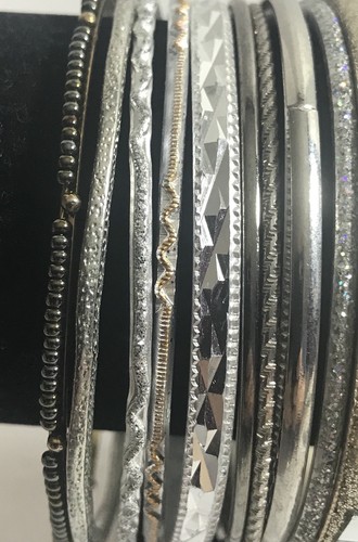 Mixed Lot of various Silver Gold metal tone  Jewelry Bangles Bracelets 20+