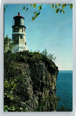 Two Harbors MN-Minnesota, Split Rock Lighthouse Vintage Souvenir Postcard