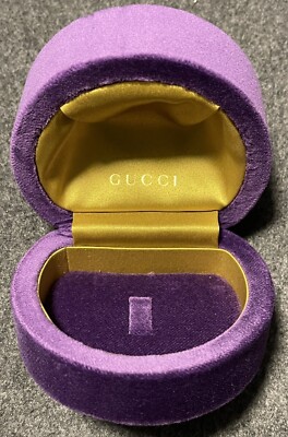 Genuine GUCCI Purple Velvet Clam Style Ring Box - 3.5'' x 3'' Inches - NEW
