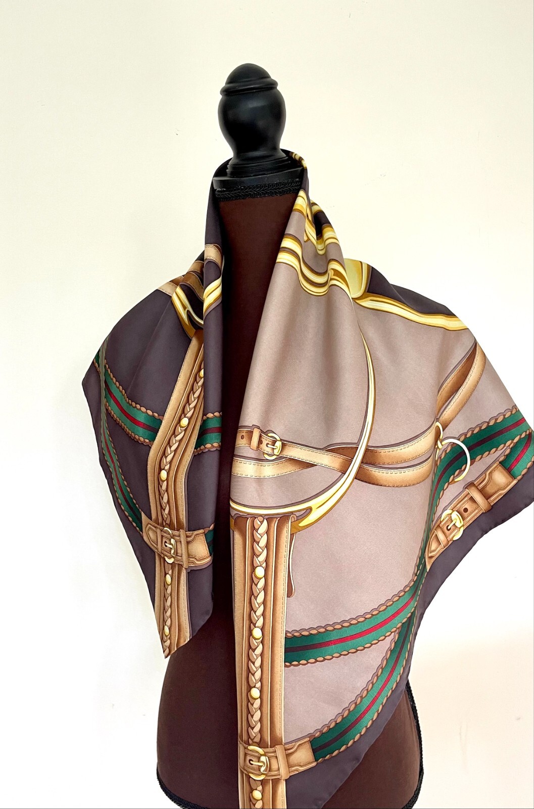 Pre-owned Gucci Unisex  Silk Wrap Logo Print Horsebit Equestrian Brown Beige Scarf