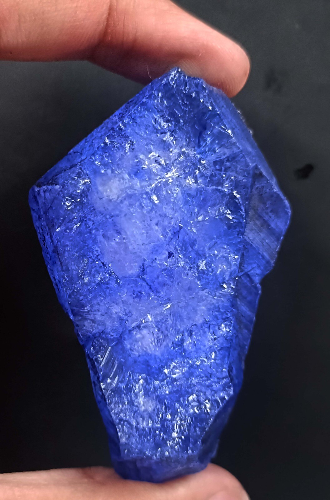 DYED Quality 500 Ct Blue Sapphire Rough Certified African