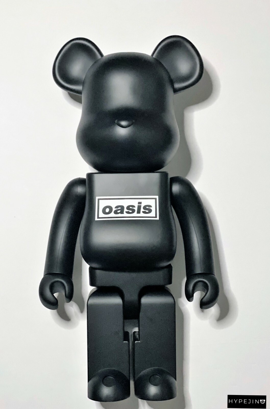 BE@RBRICK OASIS 1000％ BLACK RUBBER COATI Medicom Oasis Merchandising Black Rubber 1000% Bearbrick