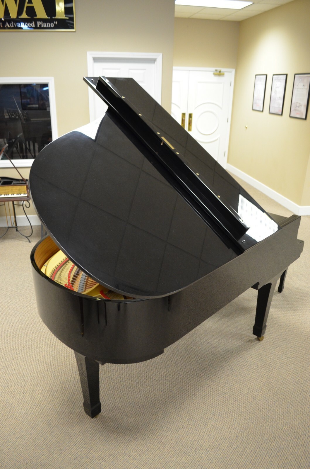 1988 Yamaha G3 polished ebony grand