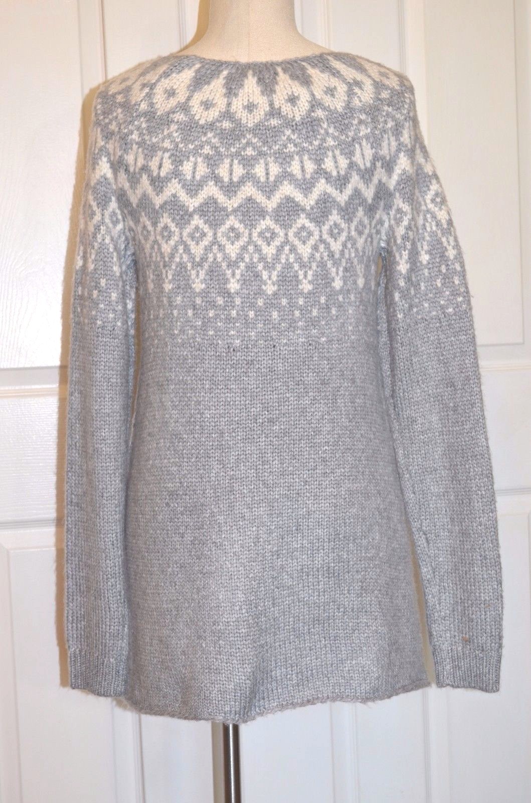 Sonoma Long Sweater Women's Size S Light Gray & White Acrylic and Nylon Nwt's