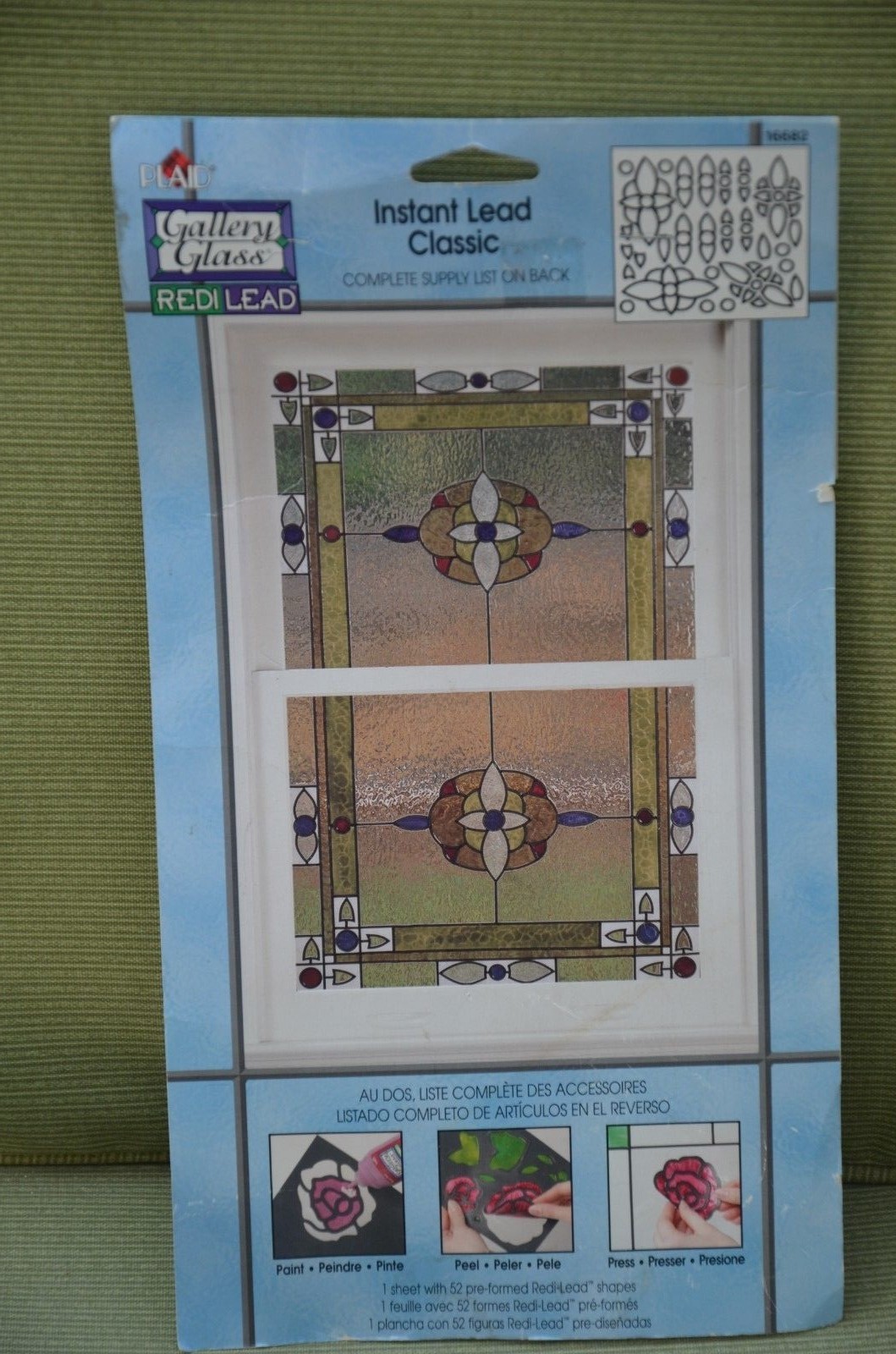 Plaid 16682 Gallery Glass Instant Lead Classic pattern, floral shapes preformed