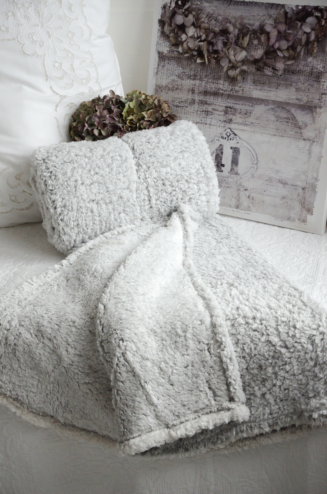 Decke Knut Grey Plüsch Kuscheldecke Tagesdecke Landhaus Vintage shabby