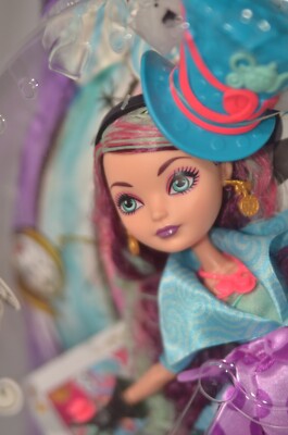 Ever After High Way To Wonderland Madeline Hatter Doll Daughter of Mad Hatter