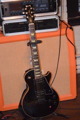 Gibson Les paul classic 1990-2008 ebony w case upgrades evertune hipshot hotrail