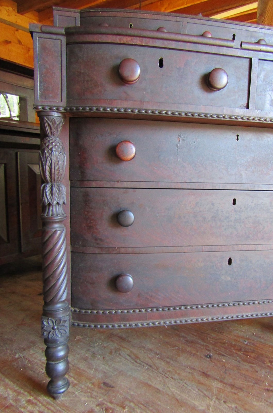 FEDERAL MCCINTIRE STYLE NORTH SHORE MAHOGANY DRESSER