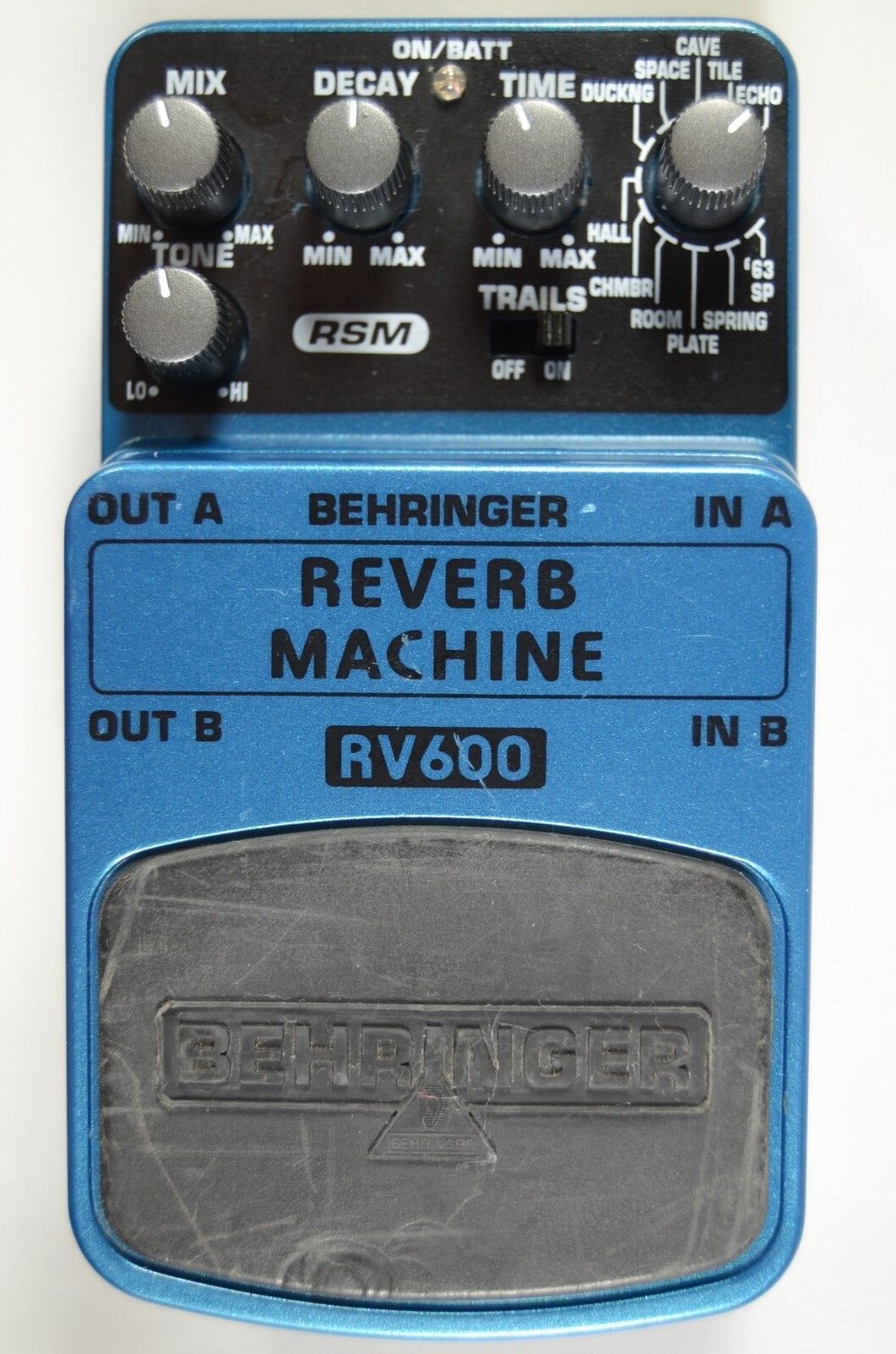 BEHRINGER ベリンガー RV600 REVERB MACHINE リバーブマシーン