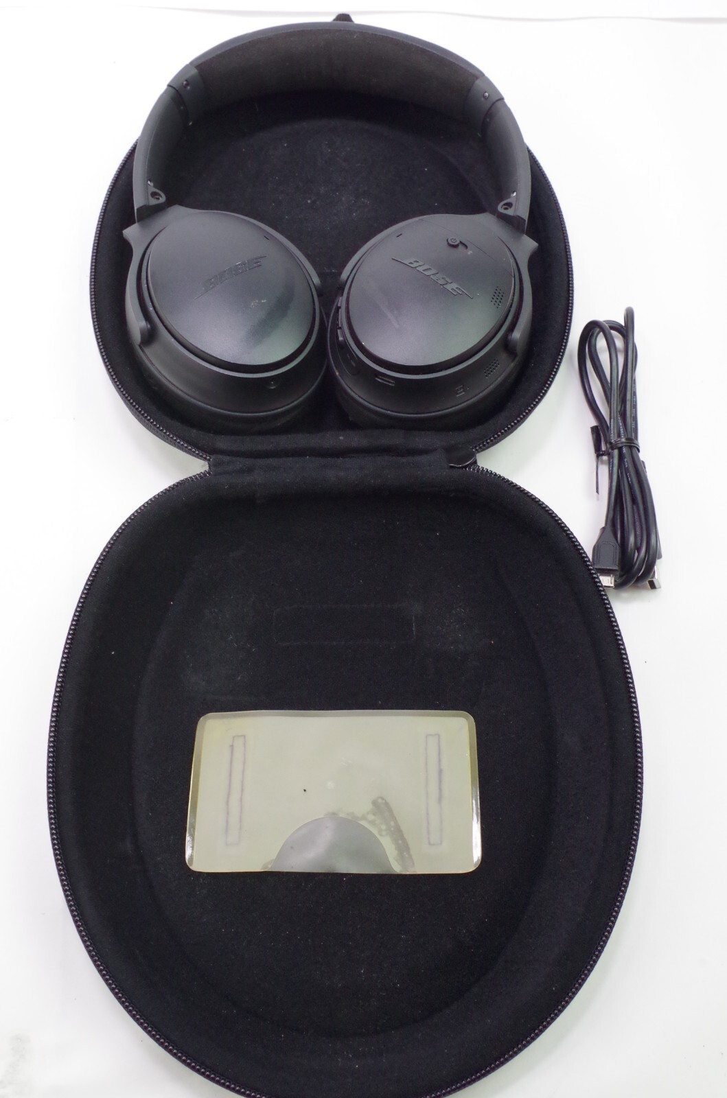 Bose QuietComfort 35 Wireless Headphones - Black Bad Earpads