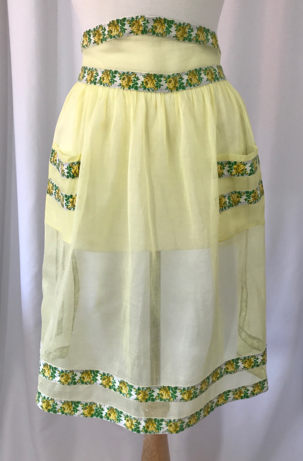 VTG Half Apron Sheer Lemon Yellow Organza Rose Ribbon Trim Mid Century High Tea