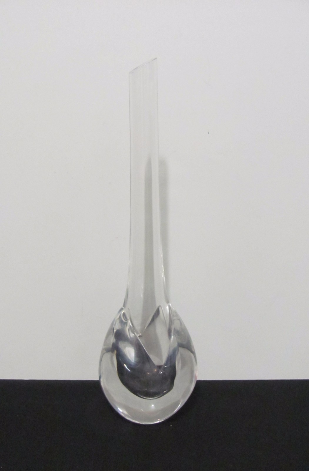 Superb Clear Art Glass Bulbous Base Taper Vase Sweden Signed Mats Jonasson