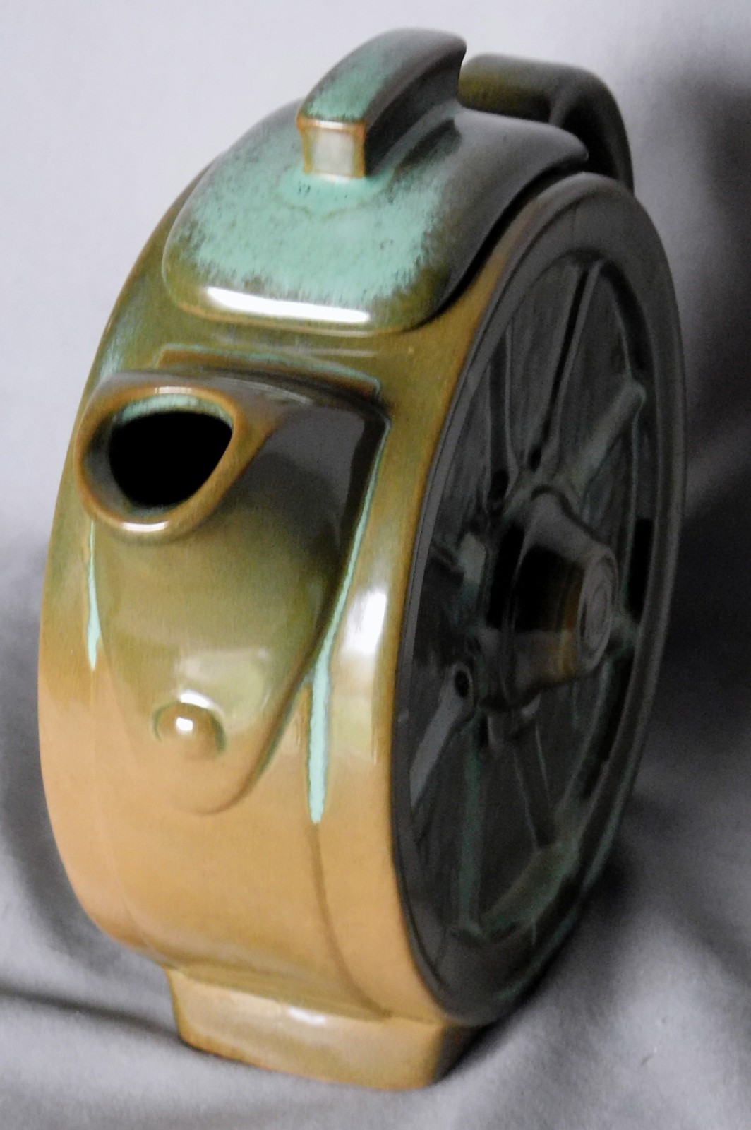 Vintage Frankoma Pottery Wagon Wheel Water Pitcher Prairie Green Plainsman