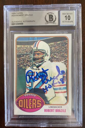 Robert Brazile Auto Signed 1976 Topps Rookie Card #424 w/HOF 18 Auto Grade 10. rookie card picture