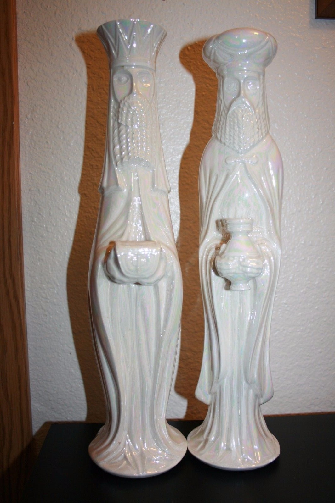 RARE VINTAGE LARGE WISE MEN IRRIDESCENT COLORS