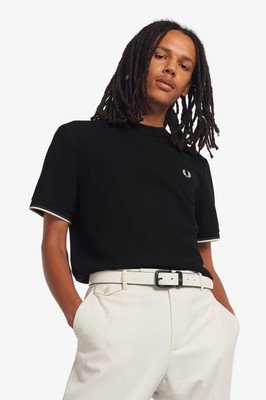 

Мужская футболка Fred Perry Broken Tipped Pique SS Lifestyle черный, Fred Perry Broken Tipped Pique SS Lifestyle T-Shirt