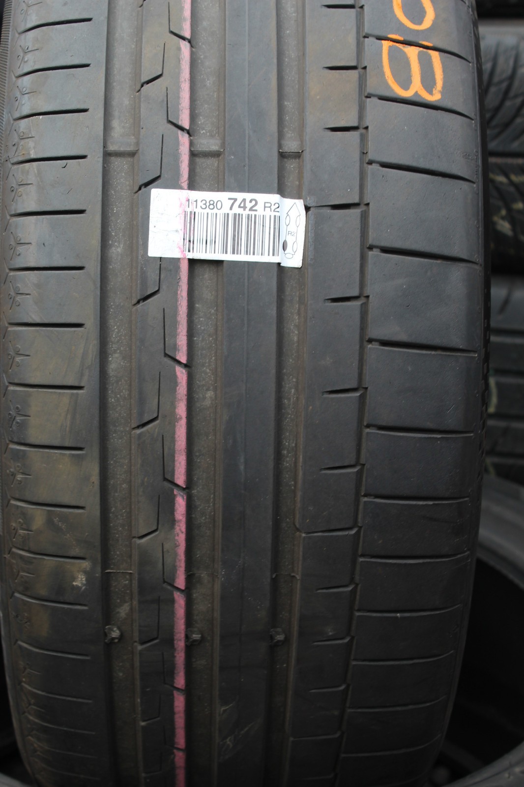 255 40 20 Continental, SC 6, XL AO1, 101Y, x1 Single Tyre 6.0mm (F1_tyres) L3608