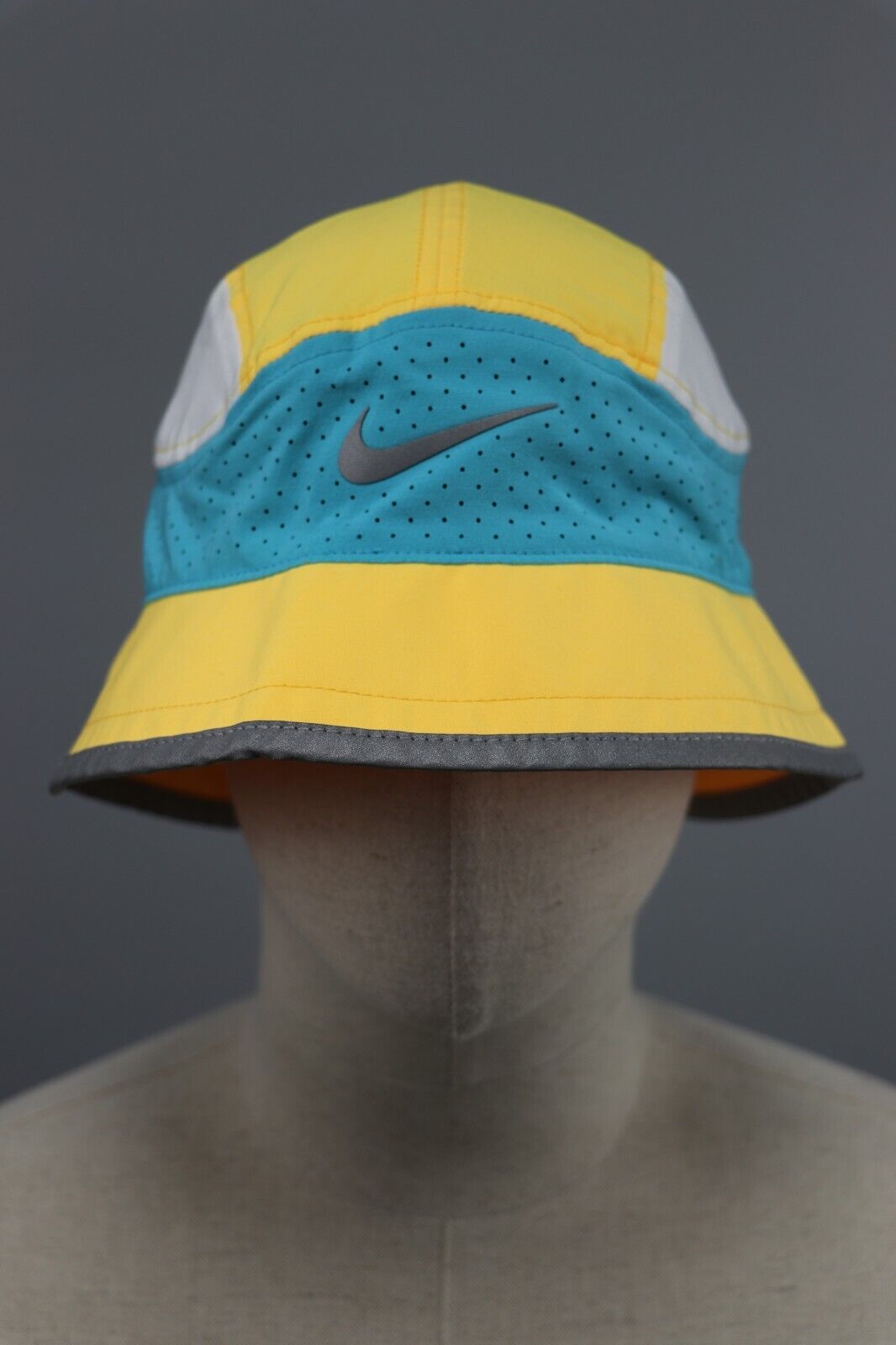 NIKE Dri-Fit Perforated Vintage Blue/White/Yellow Polyester NIKE Dri-Fit Perforated Vintage Blue/White/Yellow Polyester