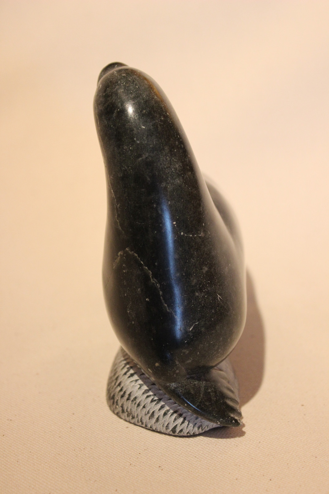 NORTHWEST ESKIMO INUIT CARVING SCULPTURE SEAL SIGNED-MARKED / DATED 1977