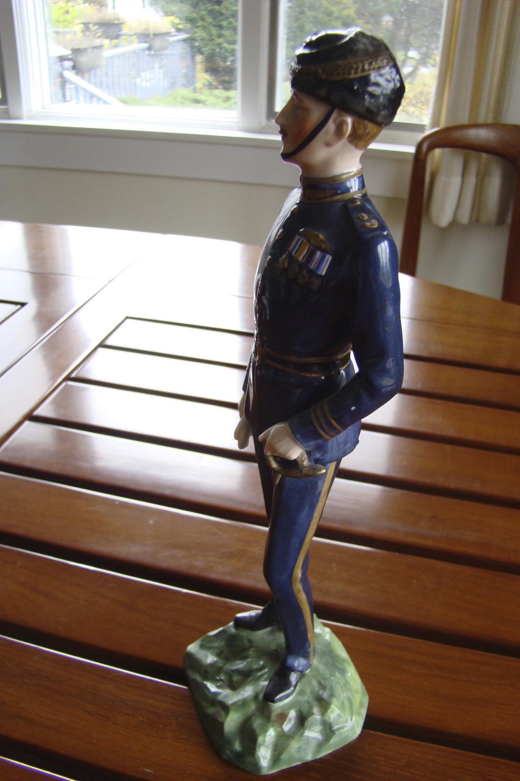 AMAZING! RAF FULL DRESS OFFICER PORCELAIN FIGURINE MADE DRESDEN 1920s