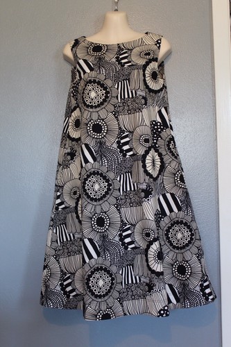 24SS■marimekko■Karkelo Kolmikko コットンツイルドレス Marimekko Karkelo Kolmikko Dress – KIITOSlife