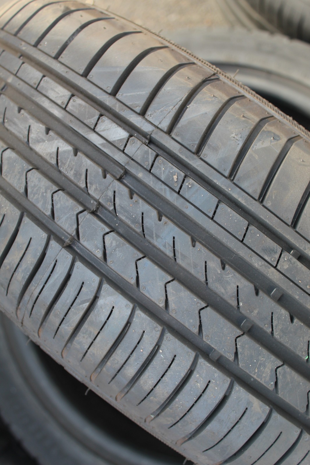 New 205 55 16 Winrun, R330, 91V, x1 Single Tyre (F1_tyres) YD064