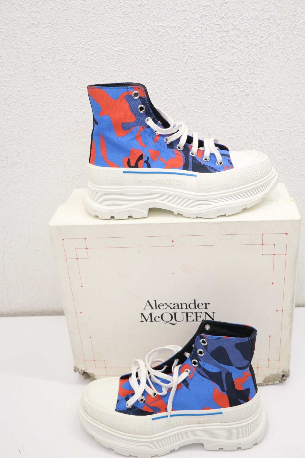 【関税&送料込】Alexander Mcqueen Boots Men's Tread Slick Boot in Black | McQueen US