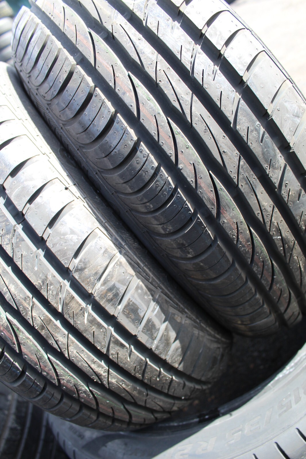 New 195 60 15  Barum, Bravuris 2, 88V, x2 A Pair (F1_tyres) FOD L769