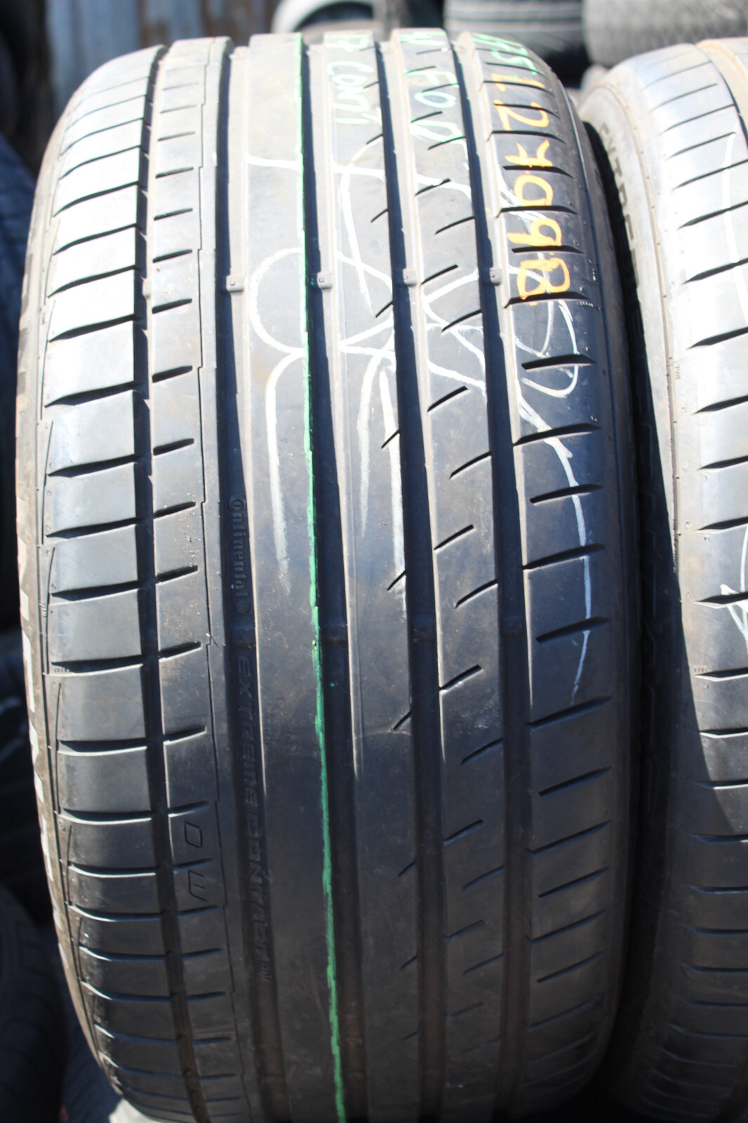 275 40 17 Continental, PC 6, DWT, 98W, x2 A Pair, 6.7mm (f1_tyres) FOD L2709