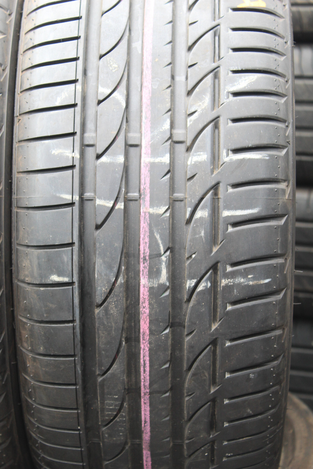 235 40 19 Bridgestone, Potenza S001, XL R01 96Y x2 A Pair 6.2mm (F1_tyres) L3544