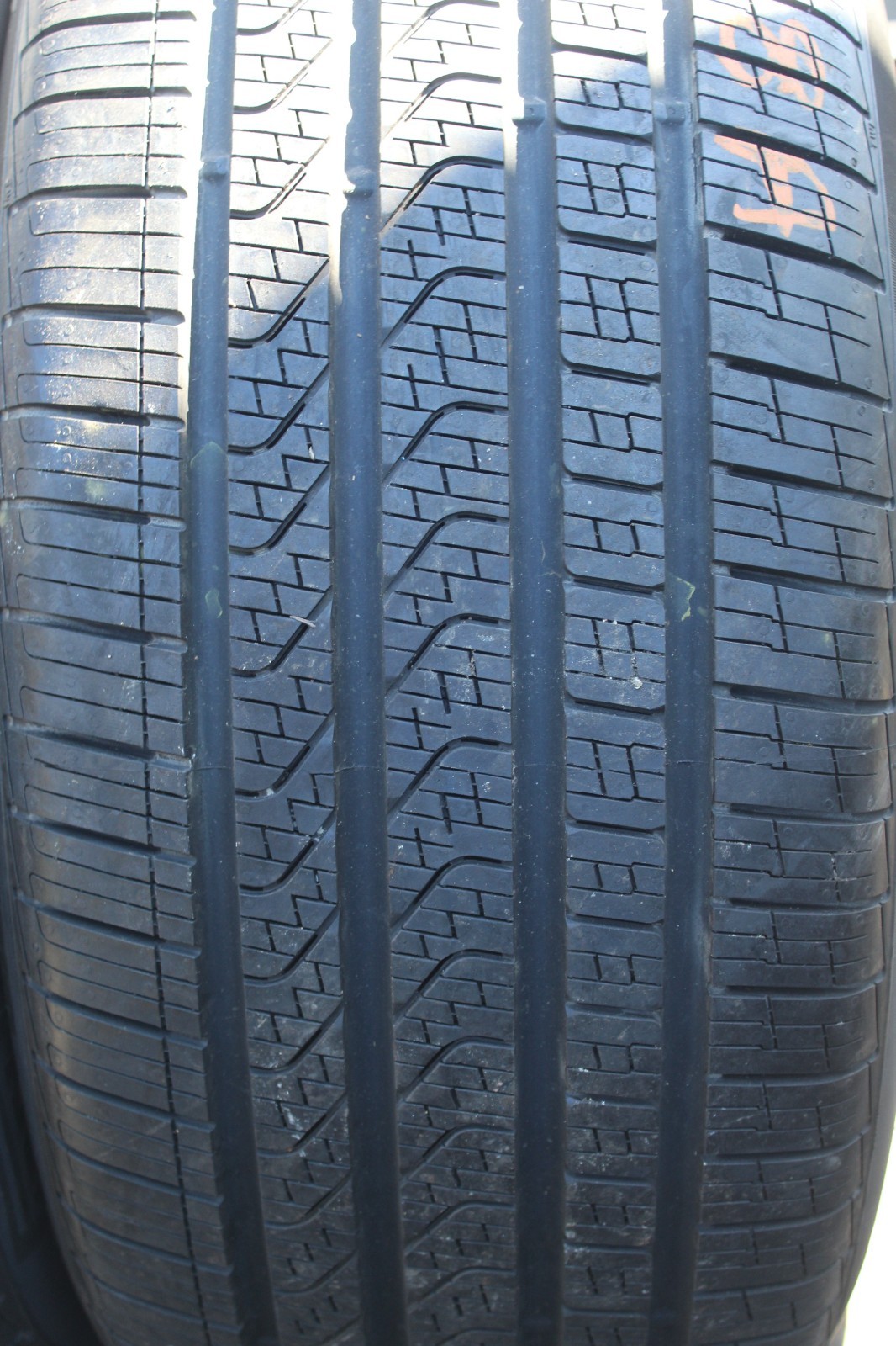 New 255 45 19 Pirelli, All Season, M+S, N0, 100V, x1 Tyre (F1_tyres) L3968