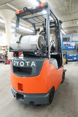 2015' Toyota 8FGCU15, 3,000# Cushion Tire Forklift, LPG Fuel, 3 Stage, SS, Scale