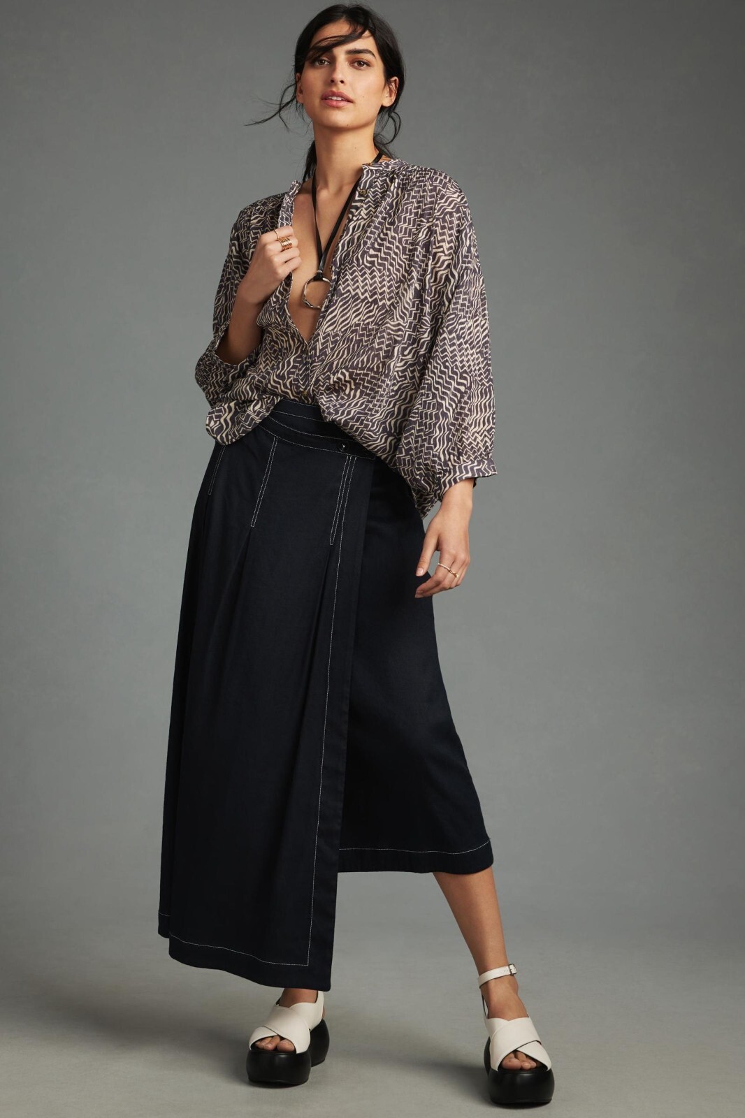 URBAN RESEARCH - iI　check shirring blouse m48803297594_1.jpg