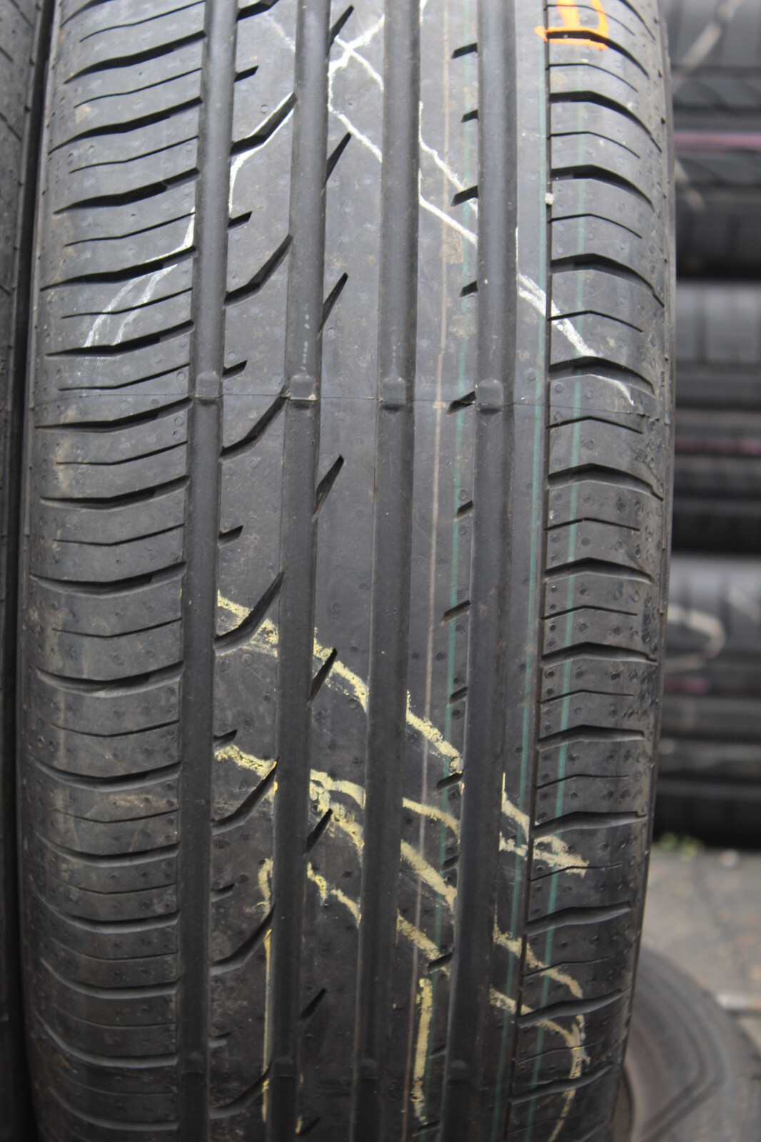 New 215 55 16 Continental, C Premium Contact 2, 93H, x2 A Pair (F1_tyres) L3519