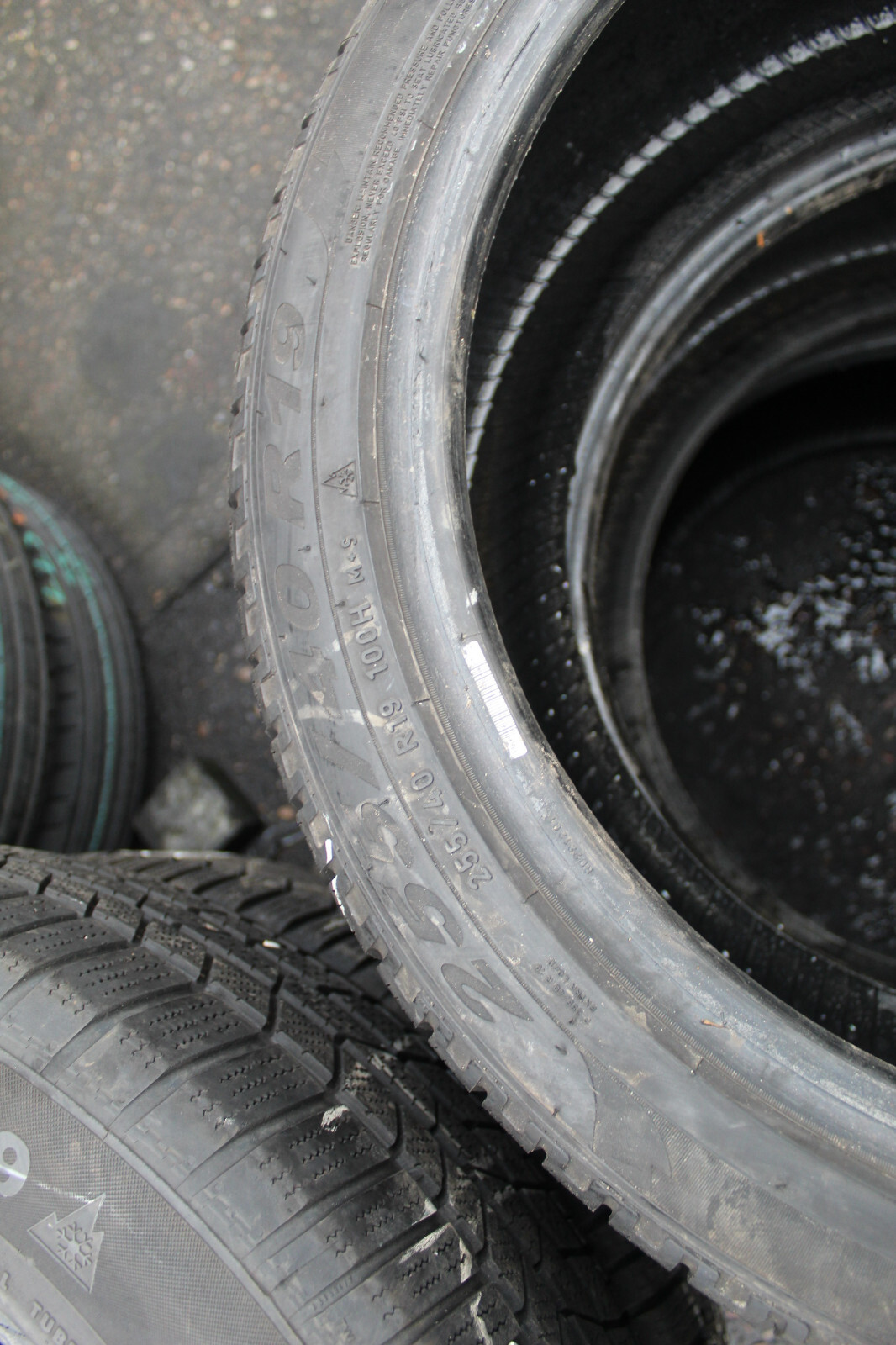 255 40 19 Pirelli, Winter, M+S, XL, 100H, x2 A Pair 6.1mm (F1_tyres) FO L3257