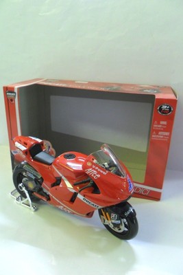 MAISTO 1:10 DIE CAST DUCATI DESMOSEDICI CASEY STONER No. 1 ART 31163