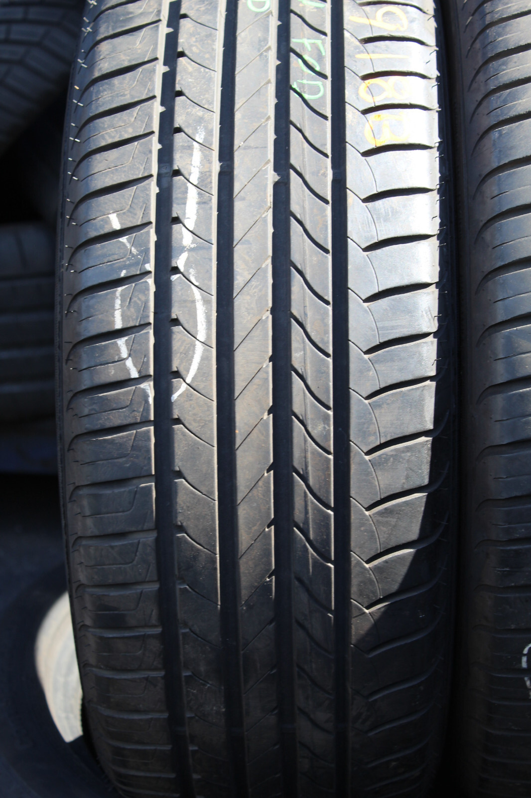 215 50 17 Goodyear, Efficient Grip, 91V, x2 A Pair 6.5mm (F1_tyres) FOD L2918