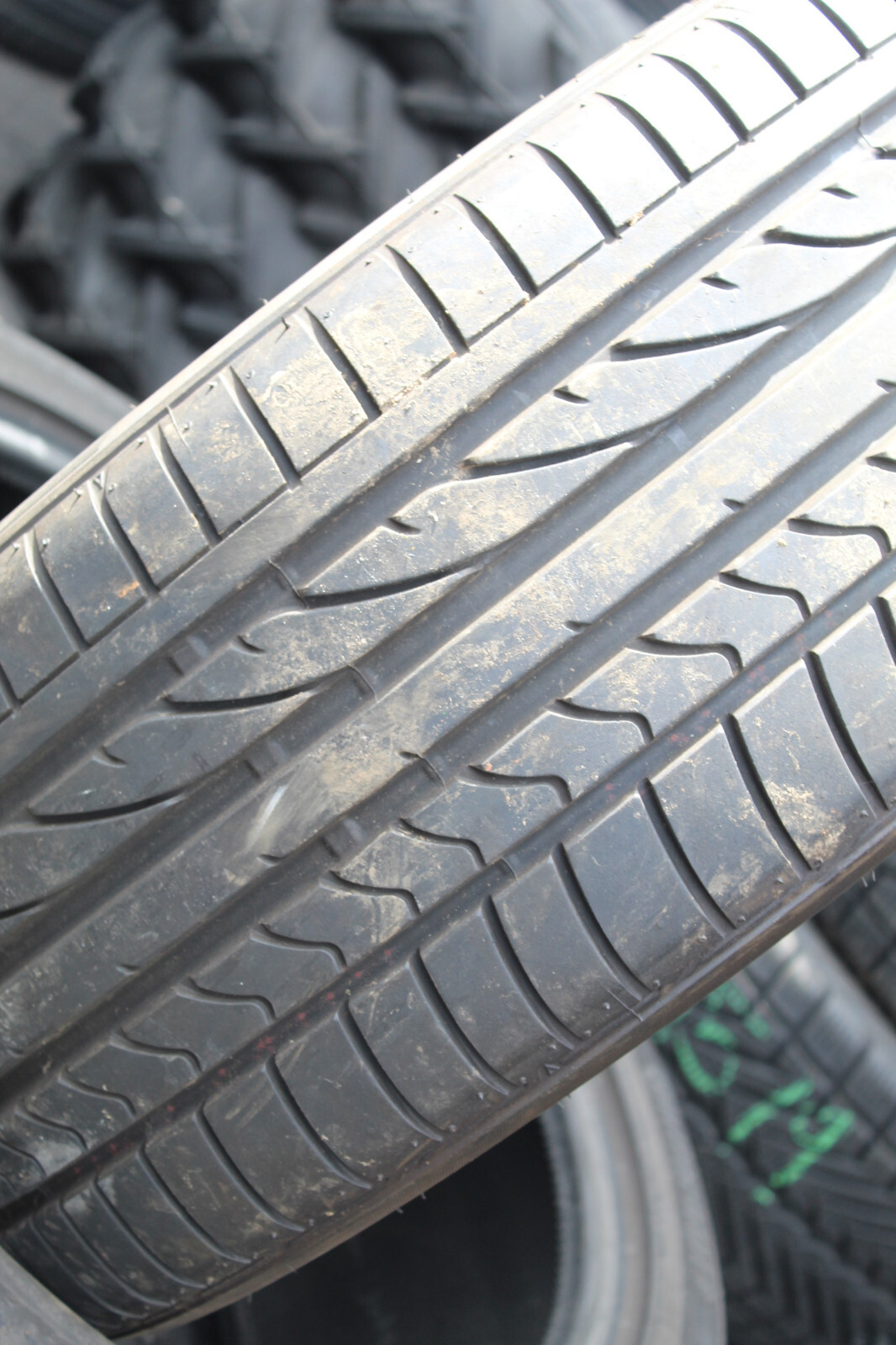 245 40 19 Bridgestone, Potenza RE050A, 94Y x1 Single Tyre 7.0mm (F1_tyres) L3499