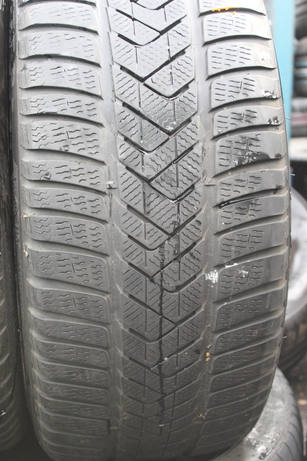 275 35 19 Pirelli, Winter, RunFlat MOE 100V, x2 A Pair 5.5mm (F1_tyres) FO L3006